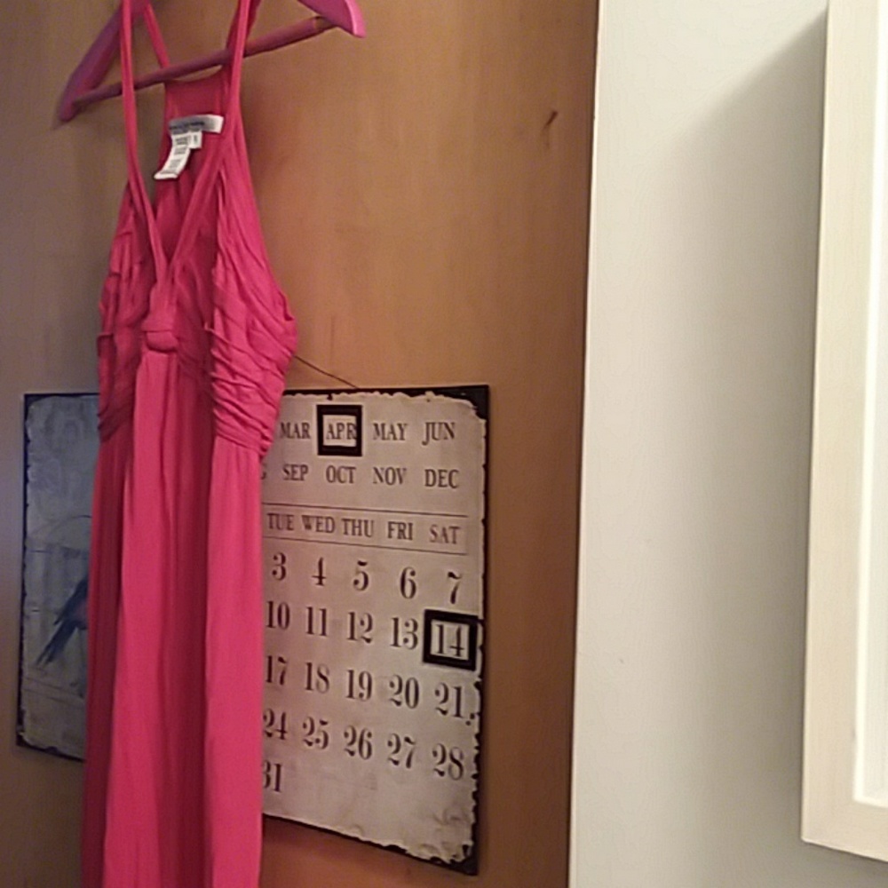 Dress - Picture 3 of 4